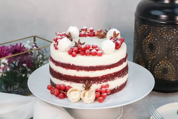 Red Velvet Snow Cake