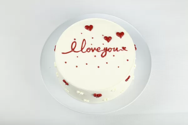 Red Heart Cake Delight